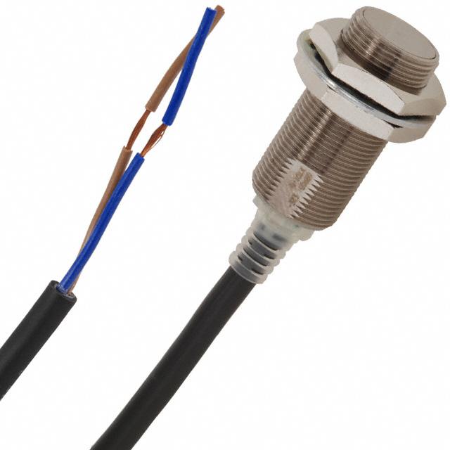 Индуктивный датчик Omron E2E-X7D1-N M18 7мм E2E-X7D1-N